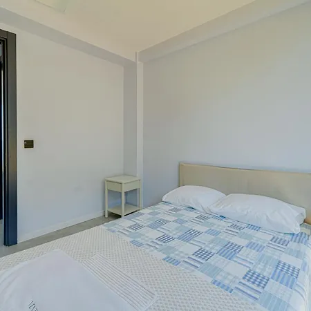 Vila For Large Families, Duplex Villa-302 Çeşme
