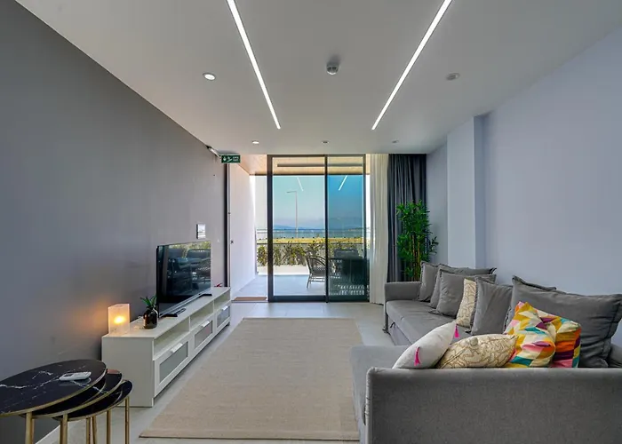 Villa For Large Families, Duplex Villa-302 Çeşme