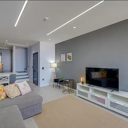 For Large Families, Duplex Villa-304 Willa Çeşme